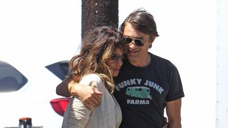 Хали Бери и Оливие Мартинес опровергаха слуховете за развод