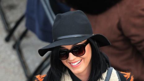 Джон Майер написа песен за Кейти Пери