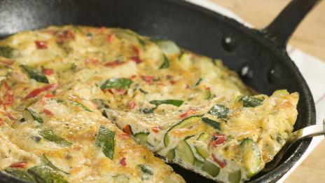 Огретен с моцарела и тиквички