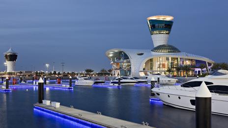 „Супер клуб“ в Абу Даби