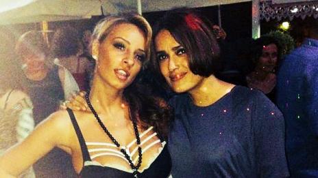 Салма Хайек се разкърши в центъра на София