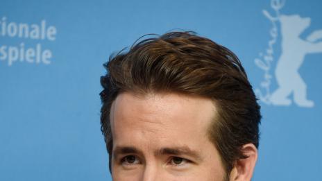 Райън Рейнолдс: Дъщеря ми е алергична към спането