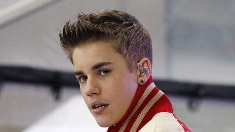 Бийбър пее благотворително в телевизионно предаване