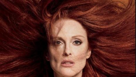 Джулиан Мур свали дрехи за ослепителна фотосесия