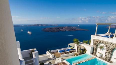 Синя идилия в нов бутиков хотел на Санторини