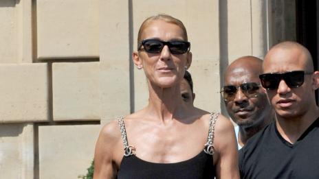 Гащеризонът на раздора: Давай, Селин Дион, ти си момиче на Chanel!