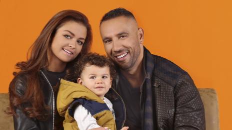 Петко и Яна показаха сина си Доменик