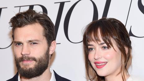 Горещият Джейми Дорнан не си харесва тялото