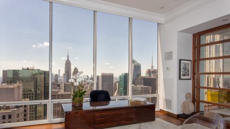 Мезонетът на сестрите Гучи: Търсят му 35 милиона долара