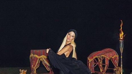 Андреа с екзотичен рожден ден в Дубай