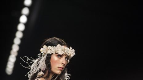 Аксесоарите за пролетта са с цветя и животни