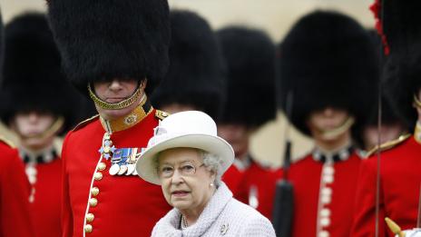 Кралица Елизабет пази парите си в тайна
