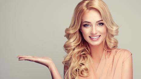 Трикове с грим, които освежават лицето