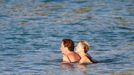 Шарън Стоун забърса ново гадже