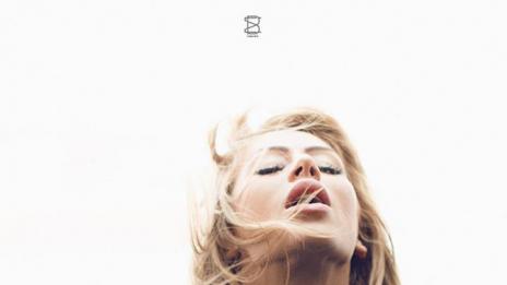 Горещо с Ася Капчикова, свали дрехи и задръжки