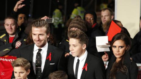 Семейство Бекъм похарчи 1 млн. паунда за защита