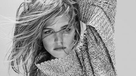 Монохромна магия с бившата на Лео ди Каприо