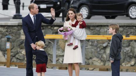 Уилям и Кейт на почивка в Норфолк