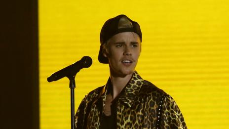 Бийбър първи удари 10 милиарда във Vevo