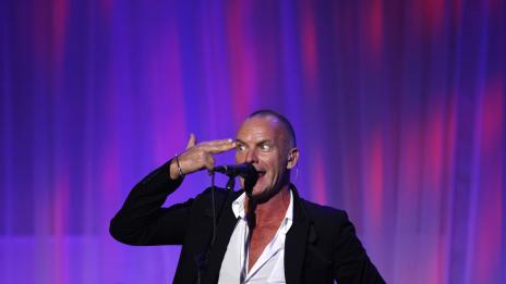 Стинг празнува 60 години с благотворителна вечер