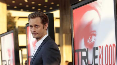 Александър Скарсгард харесва забавни жени