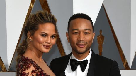 Криси Тейгън и Джон Леджънд вече си имат момиченце