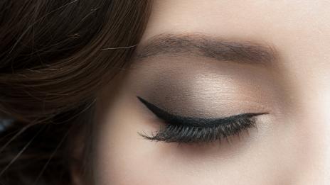 5 грешки при нанасяне на очна линия