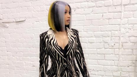 Карди Би показа за първи път дъщеря си