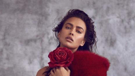 Ирина Шейк продължава да работи и след „ерата Роналдо“