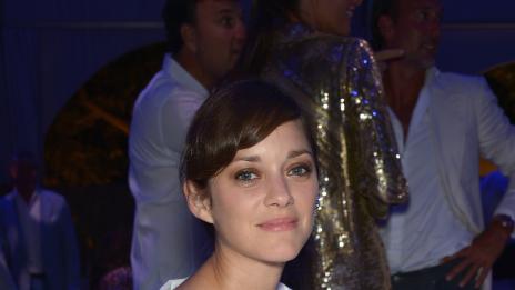 Марион Котияр: Дженифър Лорънс е забавна