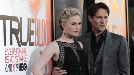 Анна Пакуин роди