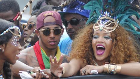 Люис Хамилтън ще впечатлява Риана с романтичен круиз