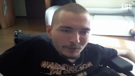 Първият човек, готов да си присади тяло