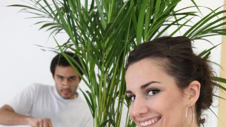 Съседка за секс... или за нещо повече