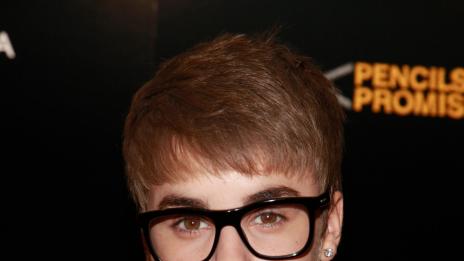 Бийбър с отличие в родината си