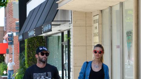 Бъдещите родители Адам и Бехати са на лов за нова къща