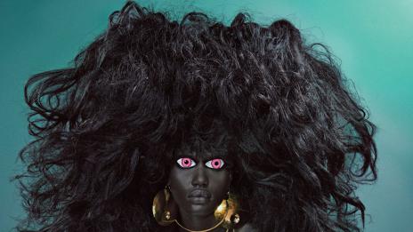 W magazine събира световни модели в причудлива фотосесия