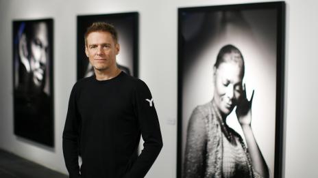 Брайън Адамс стана баща за втори път