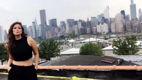 Ашли Греъм страда – за слабите е дебела, за дебелите – слаба