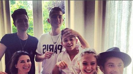 Джъд Лоу очаква момиченце от бившата си приятелка