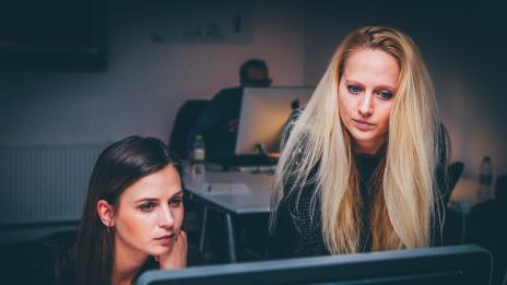 4 знака, че най-добрата ви приятелка е токсична за вас