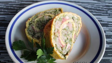 Как да приготвим: Кашкавалено руло с пилешко и манголд