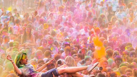 Холи – фестивал на цветовете