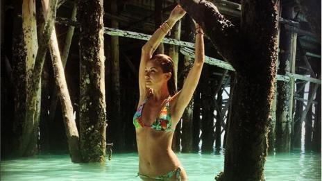 Сексапил по африкански с Диляна Попова