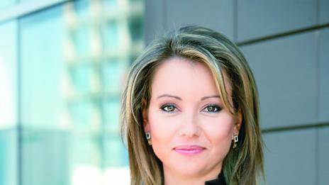 Галя Щърбева чака момиче по Коледа