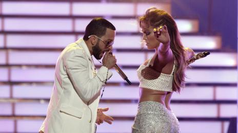 Пищно дупе с помощта на собствени мазнини