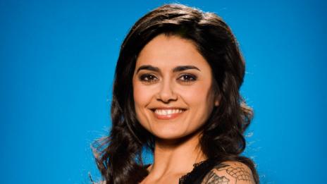 Хубавата Елена от Денсинг старс: Влюбена съм