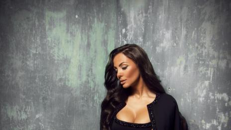 Николета Лозанова преследва звездите в предаването „Папараци“