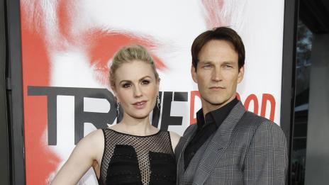 Aнна Пакуин и Стивън Мойер очакват близнаци