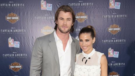 Крис Хемсуърт ще става татко